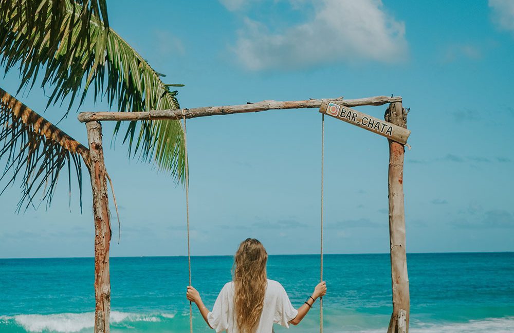 beach-swing