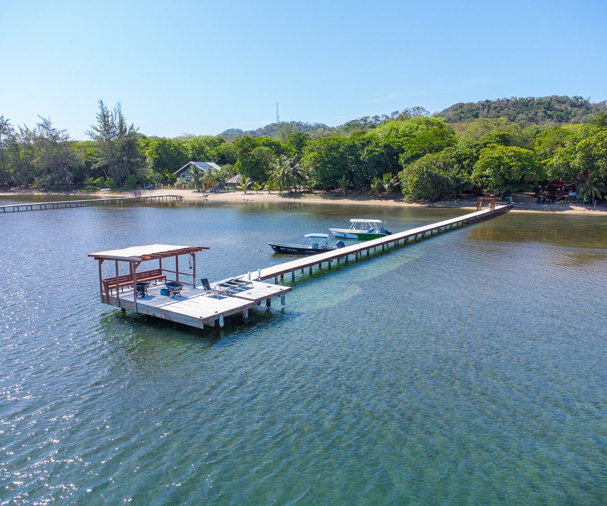 Profitable Dive Resort Sandy Bay, Roatan
